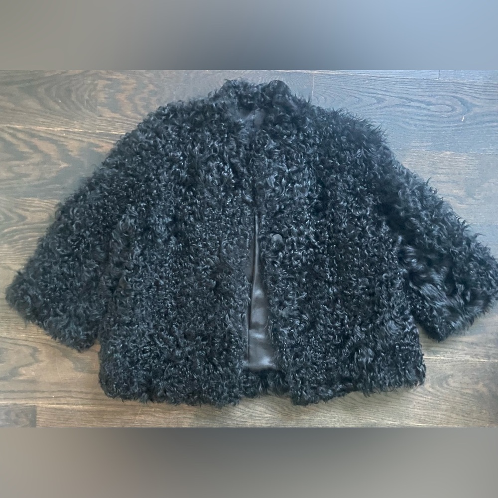 Emporio Armani Black Teddy Coat. S3/4 length arms with 2 front buttons. Size 40